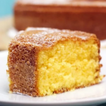 Бісквіт «4 ложки»: найпростіший пиріг, який завжди виходить пишним