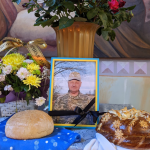 Серце зупинилося внаслідок поранення: волиняни попрощалися з полеглим Героєм Віктором Шинкаруком