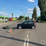 У Луцьку водій автомобіля Fiat зіткнувся із мотоциклом: двоє людей травмувалося