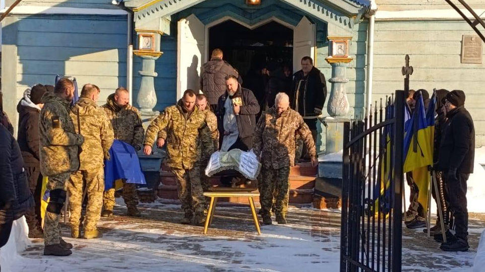 На Волині попрощалися з Героєм Валерієм Демусем