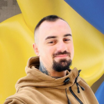 Пройшов пекло війни, рятував побратимів, але загинув у ДТП: спогади про Героя з Волині Олександра Круковця