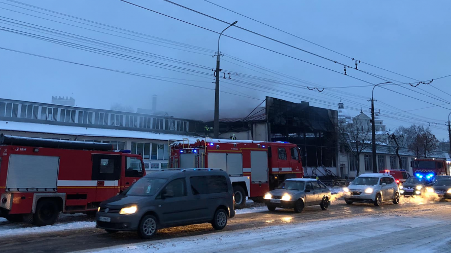Після пожежі Старий ринок у Луцьку не працюватиме