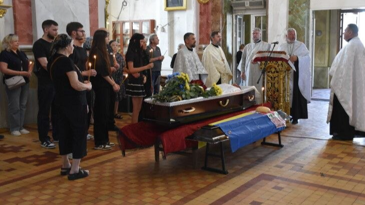 У Луцьку попрощалися із 48-річним Героєм Юрієм Сисоєвим, який загинув на Донеччині
