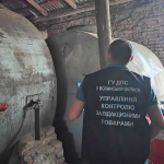 На Волині власнику нелегальної АЗС загрожує понад 3 млн грн штрафу та кримінальна відповідальність