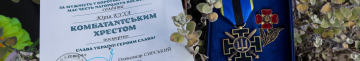 Посмертно нагородили Комбатантським хрестом: на Волині родині Героя Юрія Куха вручили відзнаку