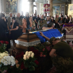 Повернувся з-за кордону, щоб захистити свою країну: на Волині в останню дорогу провели Героя Руслана Кулешу