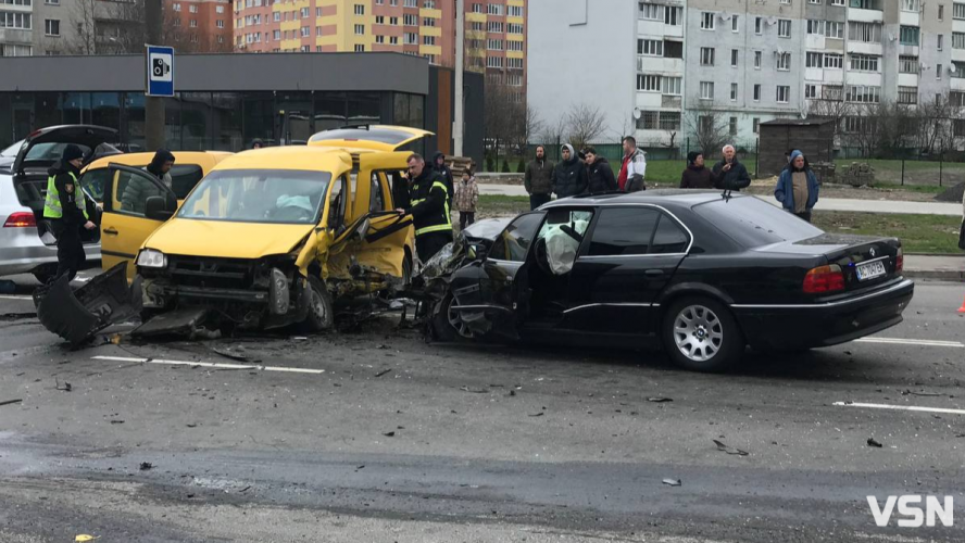 Водія затисло в салоні авто: у Луцьку судили винуватця п'яної ДТП на Конякіна