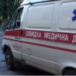 Підозрюють спробу самогубства: у Луцьку в квартирі виявили чоловіка із ножовим поранення