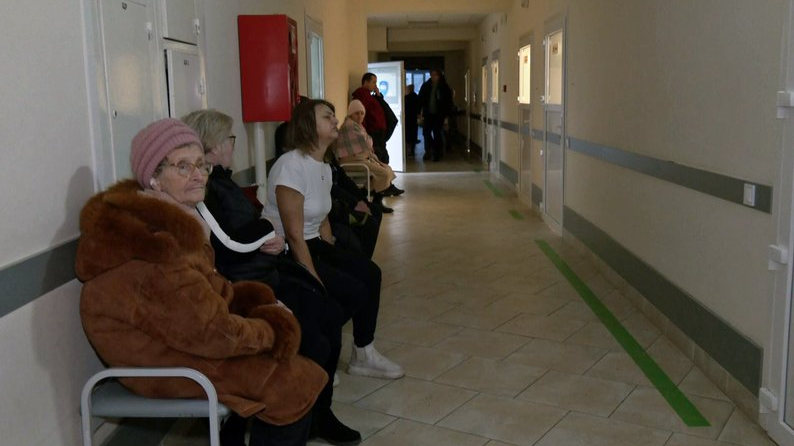 Вийшли з дому - опинилися в лікарні: у Луцьку через ожеледицю зросла кількість травмованих