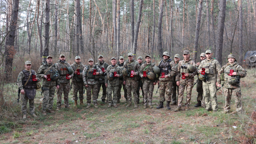 Жодного кроку назад: на передовій волинським «вепрам» вручили відзнаки