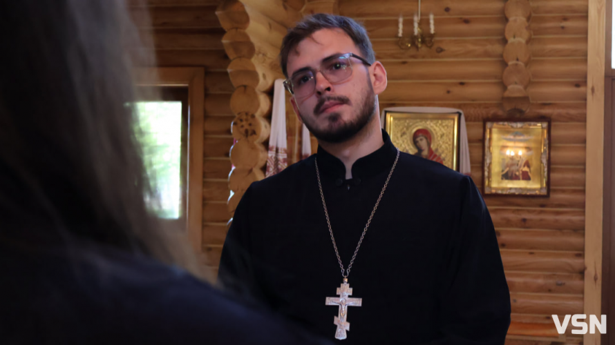 Освячений мед не лікує, а «маковійчик» - не оберіг: волинський священник розвіяв міфи про Медовий Спас