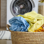 Як випрасувати постільну білизну без праски: жіночі хитрощі, що працюють