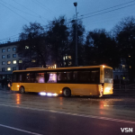 У центрі Луцька - ДТП: не розминулися два пасажирські автобуси