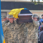 На Волині попрощалися із захисником Олександром Хмаруком, загибель якого підтвердила ДНК-експертиза