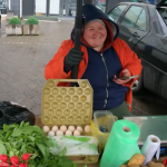 Що продають фермери на луцькому ярмарку: ціни на яйця, м'ясо та полуницю