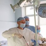 Комплексне лікування: на Волині медики одночасно усунули пацієнту дві проблеми