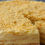 Торт «Пломбір» без духовки: ніжний десерт на сковороді