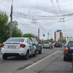 Через ДТП у Луцьку на Ковельській - затор: автомобіль таксі «Болт» в'їхав у «Ніссан»