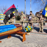 «Любив життя, але клята війна його забрала»: громада на Волині попрощалася з Героєм Аркадієм Луцюком