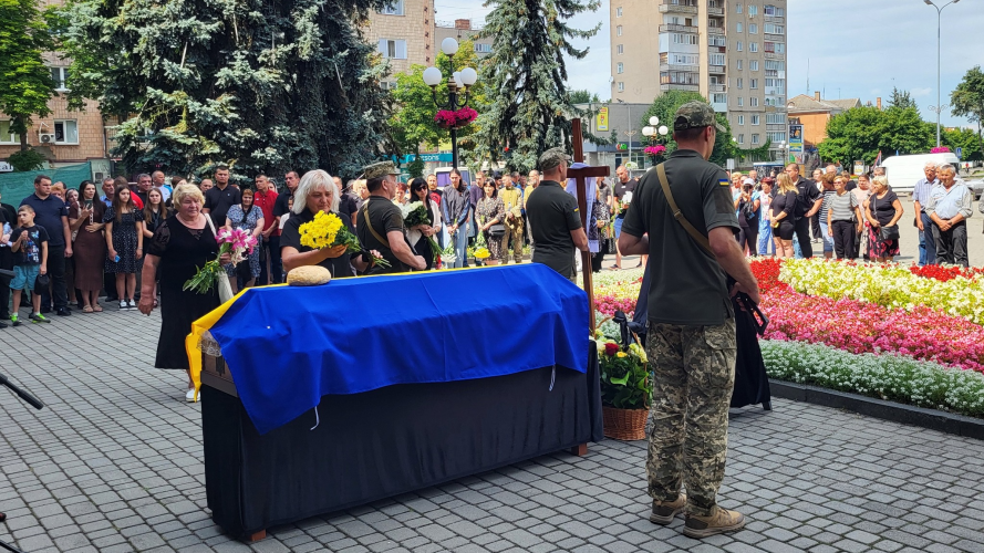 Серце не витримало жахів війни: на Волині попрощались з молодим Героєм Русланом Мазуриком