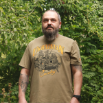 Замість газового обладнання — військова кухня: як лучанин годує захисників на фронті