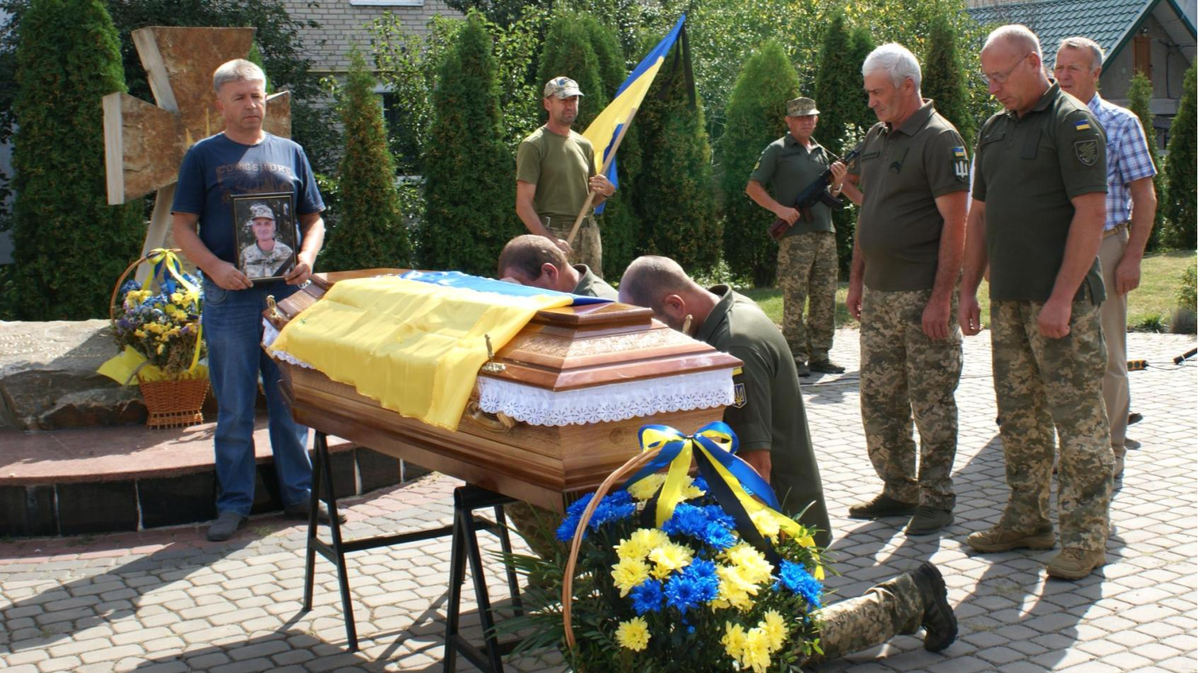 Понад 10 місяців надій: востаннє додому повернувся Герой з Волині Михайло Бень