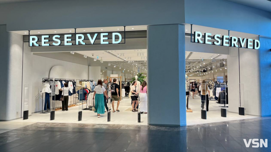 У луцькому ТЦ «ПортCity» відкрили оновлений магазин Reserved
