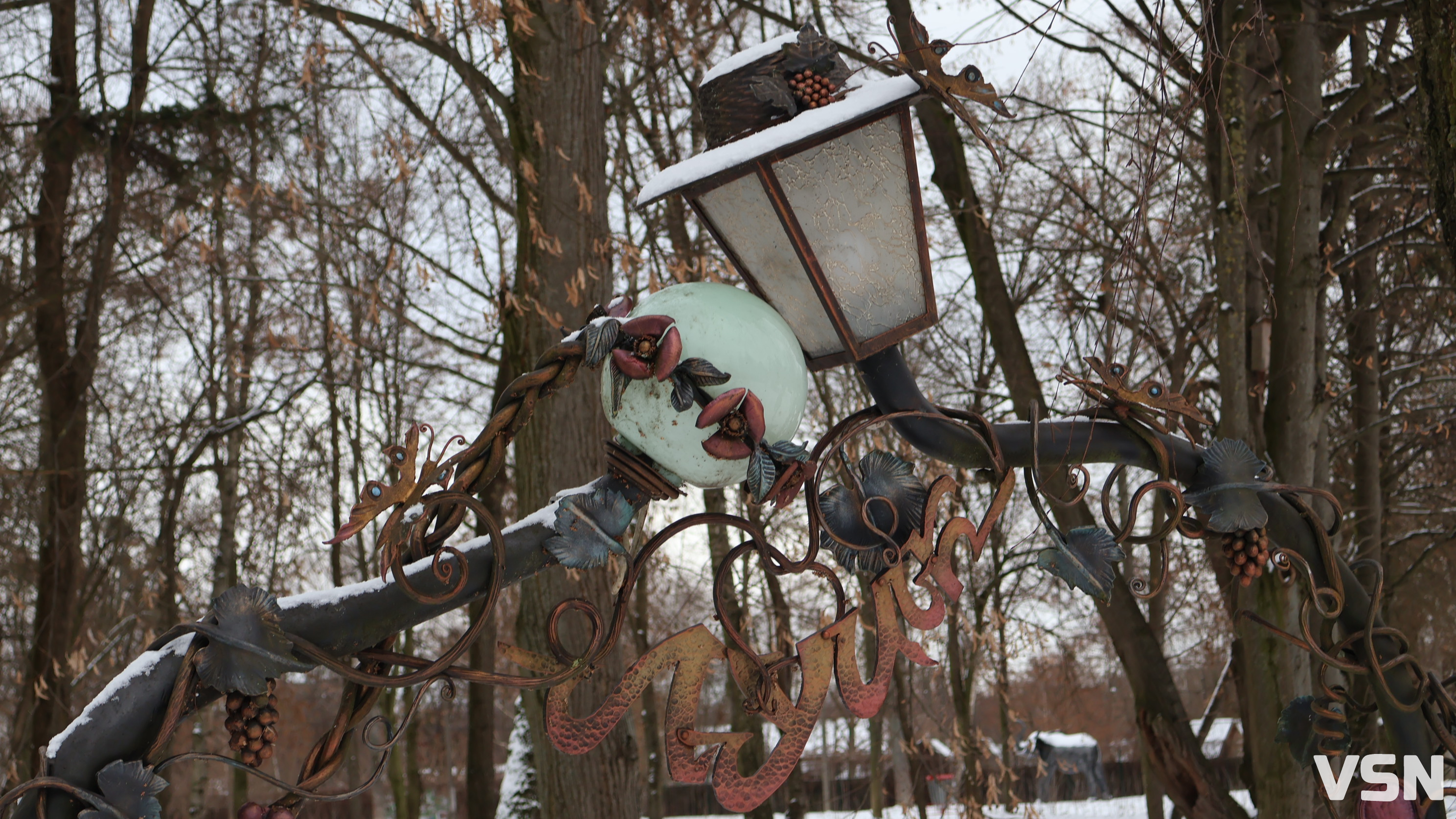 Останній день 2025 у Луцьку: місто в очікуванні Нового року. Фоторепортаж