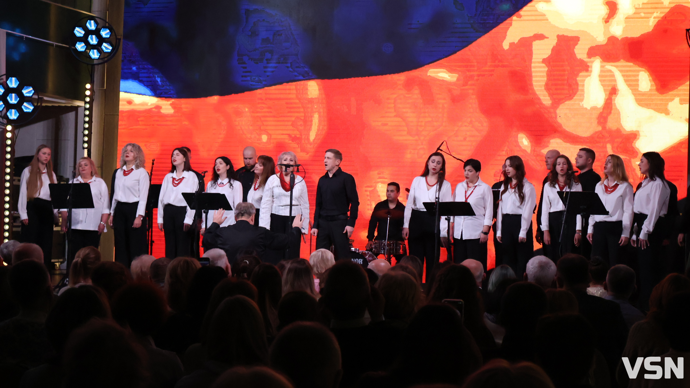 У Луцьку презентували музично-візуальний артпроменад: як відбувся захід