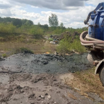 Вивіз нечистоти за місто і злив на землю: на Волині судитимуть чоловіка
