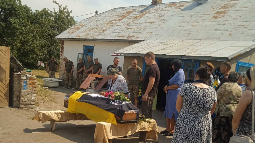 Більше року рідні мали надію та ДНК-експертиза підтвердила загибель: на Волині поховали 28-річного воїна Сергія Полянського