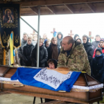 Вісім місяців вважався зниклим безвісти: на Волині в останню дорогу провели 18-річного Героя Сергія Капітула