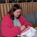 Рукоділля як терапія: як майстриня з Волині знаходить спокій під час війни