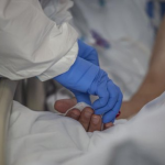 На Волині від COVID-19 померли двоє літніх людей