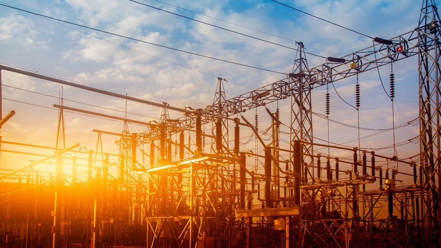 Чому графіки відключень світла можуть змінюватися кілька разів на день