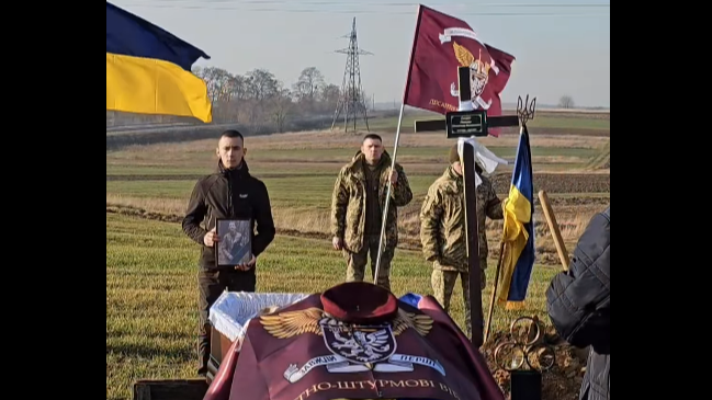 Жалобна церемонія прощання з полеглим воїном Олександром Паньком