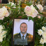 Загинув на Харківщині: на Волині поховали Героя Андрія Лепського