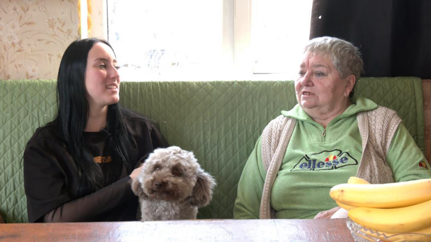 Бабуся та онука з Луганщини допомагають ЗСУ та будують нове життя на Волині