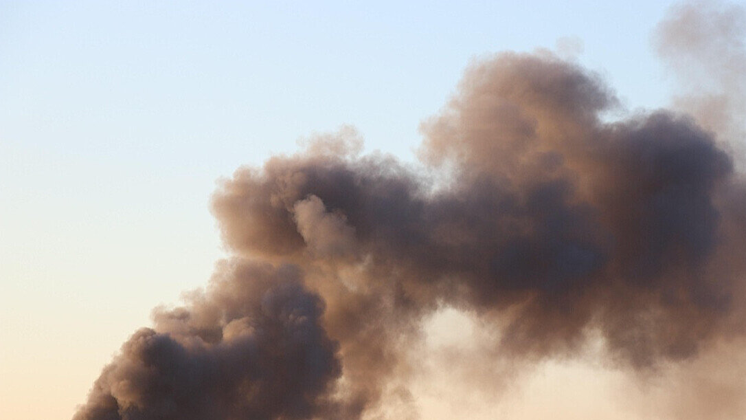 Є влучання у цивільні підприємства, загиблих і поранених немає: деталі атаки БПЛА у Луцьку