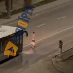 молодик вийшов на дорогу і спинив автобус у Рівному