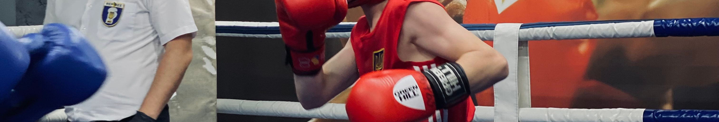 Юні боксери змагаються у Рівному за звання чемпіонів області