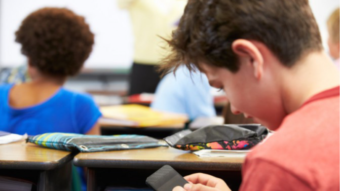 школярі, вчителів, образливі відео, Одещина