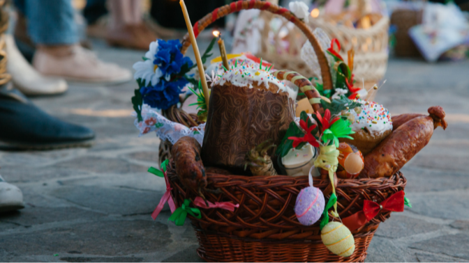 Чи гріх працювати на Великдень