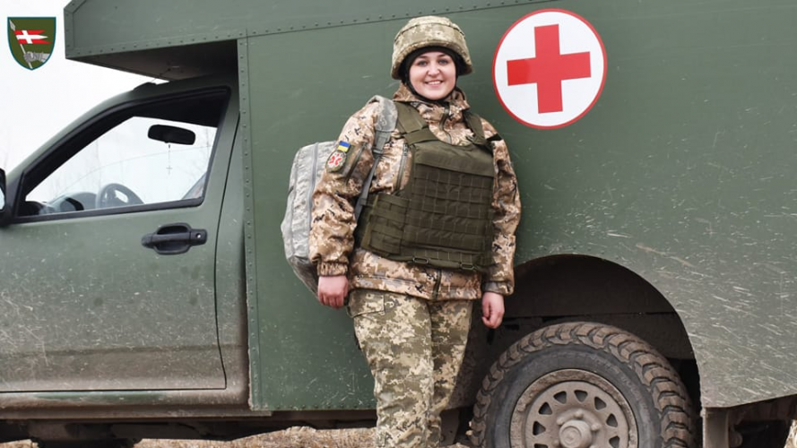 Щодня кличе маму додому: 2-річний син військової з волинської бригади чекає її з фронту