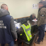 Посадовця міськради на Волині разом зі спільником підозрюють у розтраті понад 1,3 млн грн