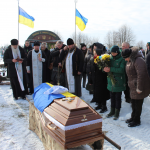 Загинув внаслідок удару ворожого безпілотника: на Волині попрощалися з Героєм Володимиром Лавренюком