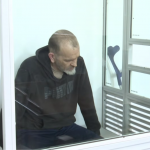 У Луцьку чоловік вбив матір молотком і два тижні жив із її тілом: який вирок він отримав