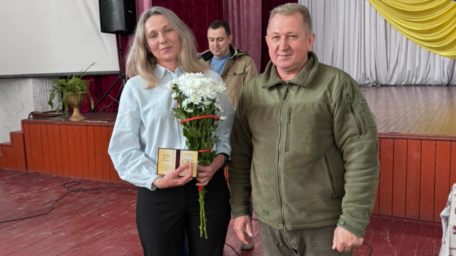 Жителькам волинської громади вручили звання «Мати-героїня»