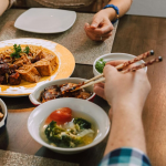 Експерти назвали 3 продукти, які вбивають вашу щитовидку: ви досі їх їсте