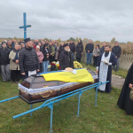 Майже півтора року вважався зниклим безвісти: на Волині провели в останню дорогу Захисника України Андрія Смоляра